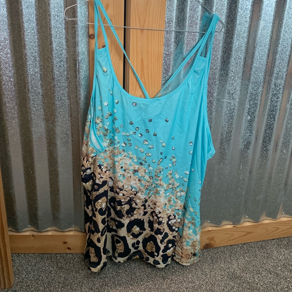 Cute tank top from Temu super soft says 5x fits like a 3x. Super soft